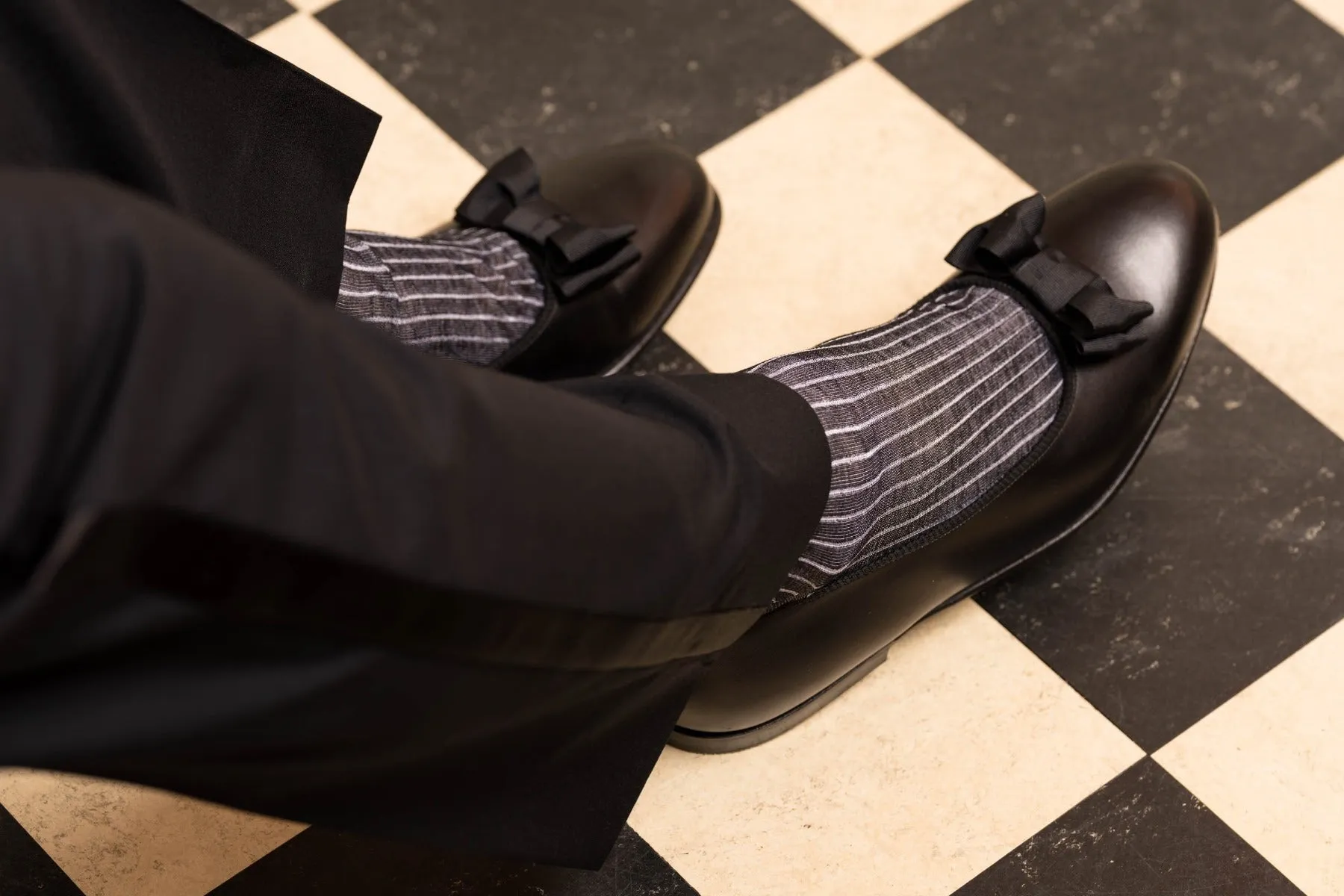 Black & White Shadow Stripe Ribbed Socks