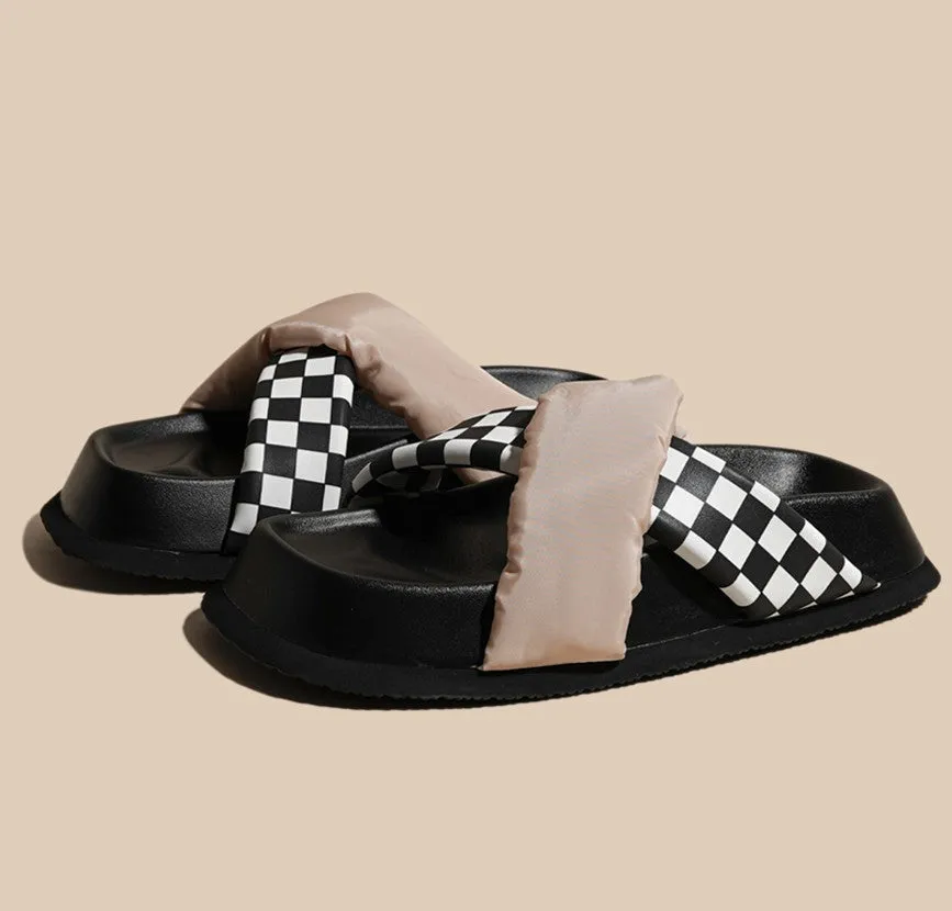 Casual Wear checkerboard sandals