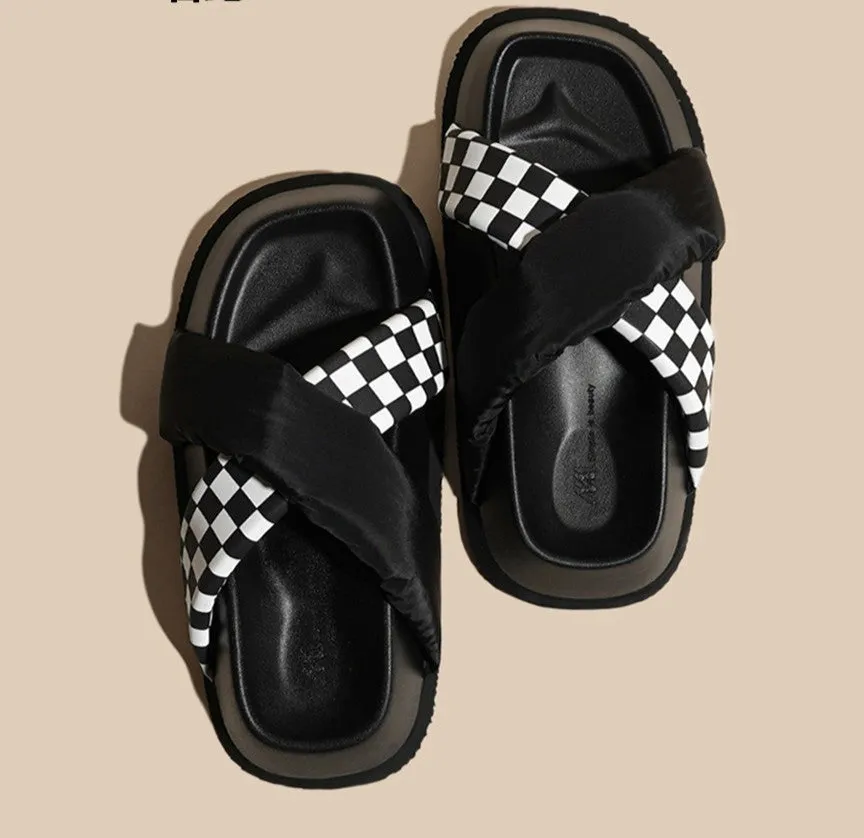 Casual Wear checkerboard sandals