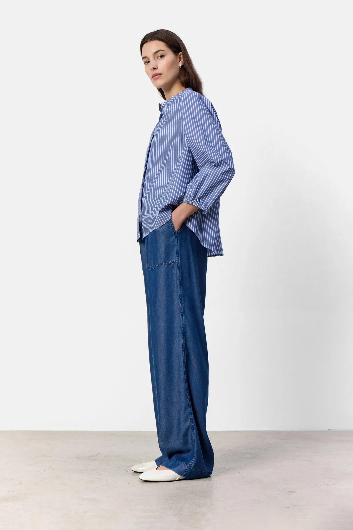 LR-HENRI 4 Pants Dark blue