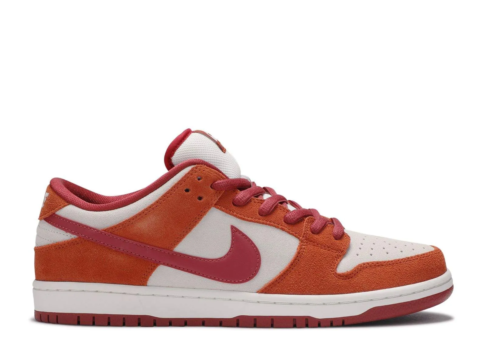 Nike Dunk Low Pro SB ‘Dark Russet’ Unfading Sneaker